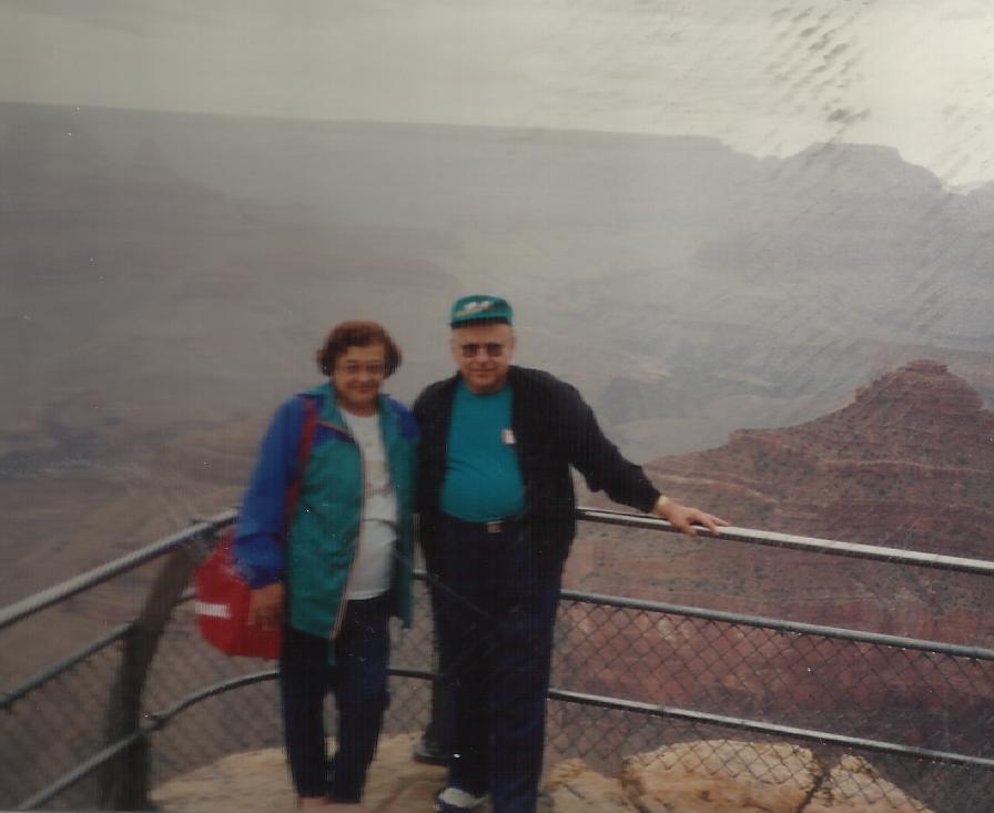 Jean and Clarice at the Grand Canyon